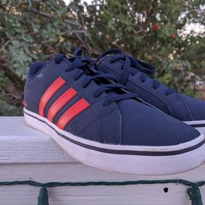 Men's Adidas VS Pace Sneakers (10.5)